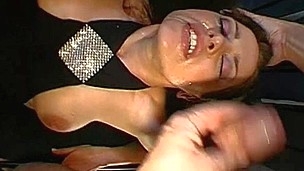 Stunning beauty gets coarse bawdy cleft drilling with spunk fountain