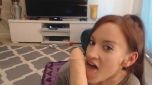 Cute redhead lady handle dick the right way like  pro very worthy hotty